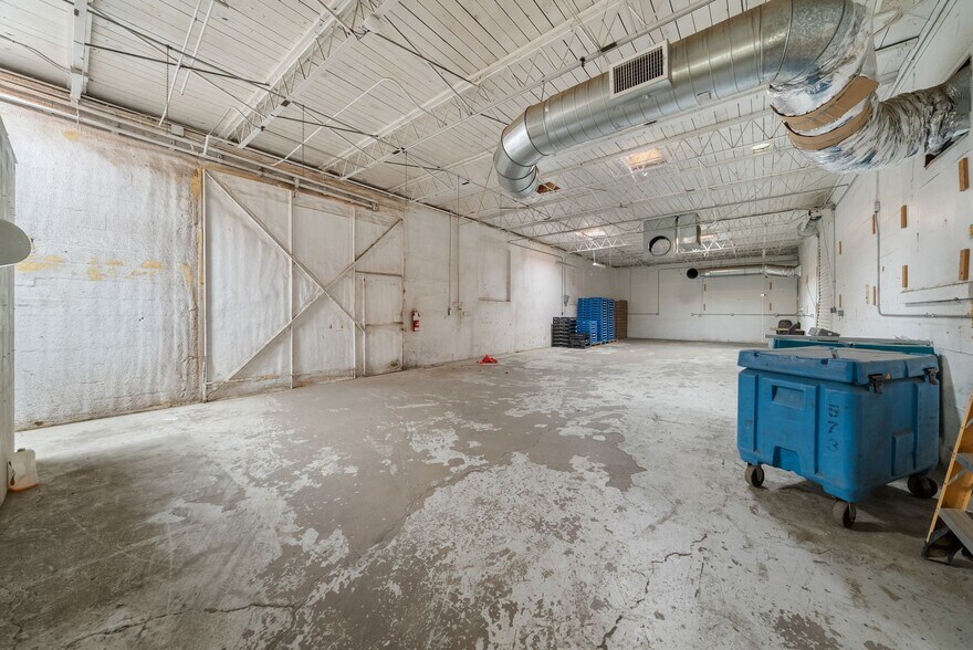 More Photos Of 6001 Tension Dr, Fort Worth Manufacturing For Sale