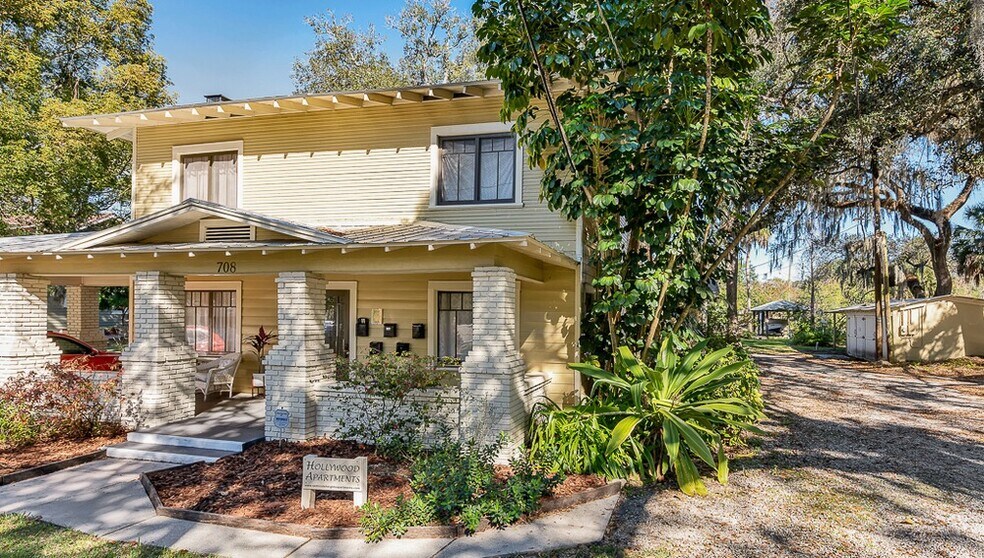 Primary Photo Of 714 E Hollywood St, Tampa Apartments For Sale
