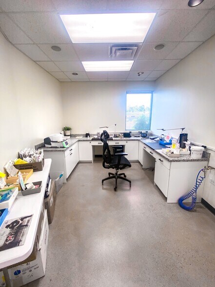 More Photos Of 4827 E Southern Ave, Mesa Medical For Sale
