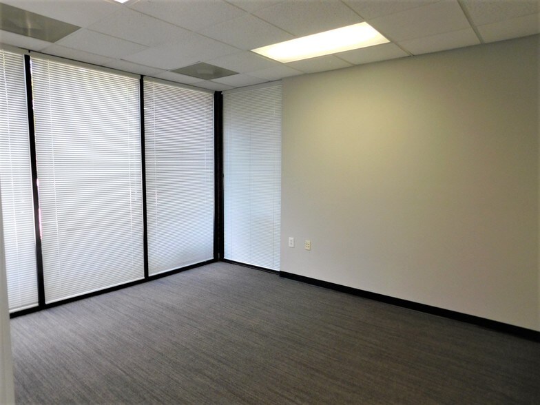 More Photos Of 4335 S Lee St, Buford Office For Lease