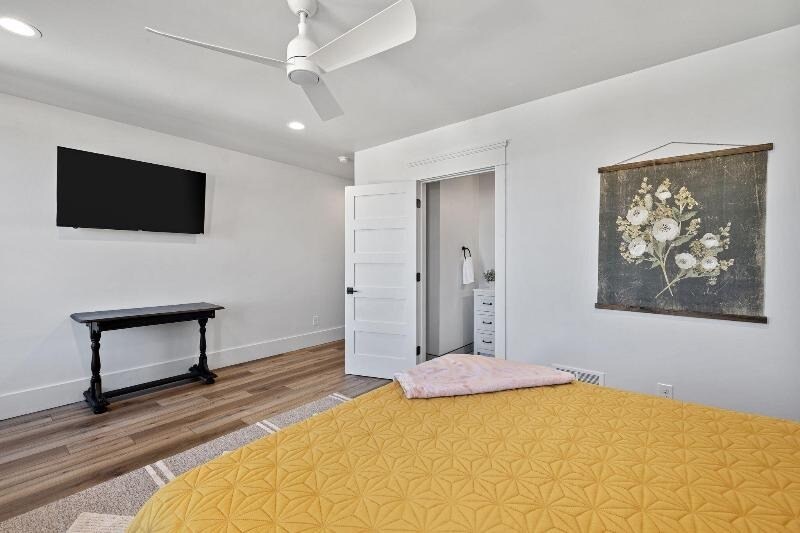 More Photos Of 105 E Main St, Niles Storefront For Sale