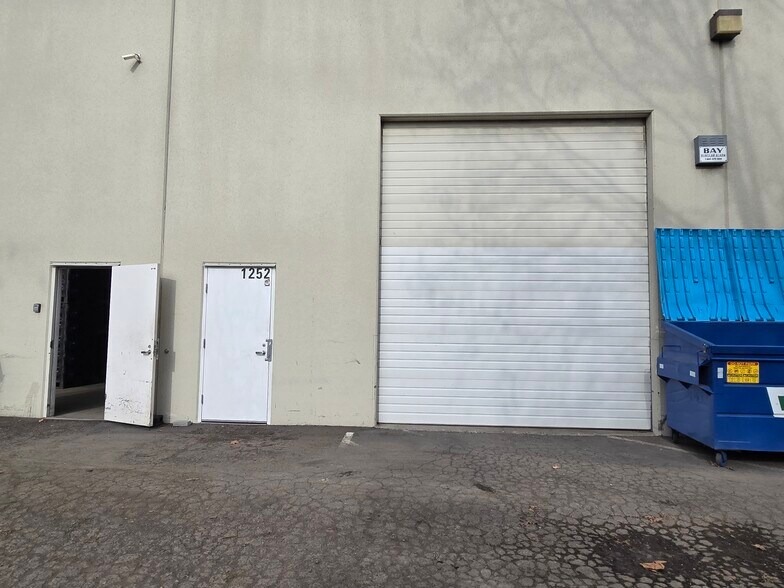 More Photos Of 1234-1294 W Winton Ave, Hayward Warehouse For Sale