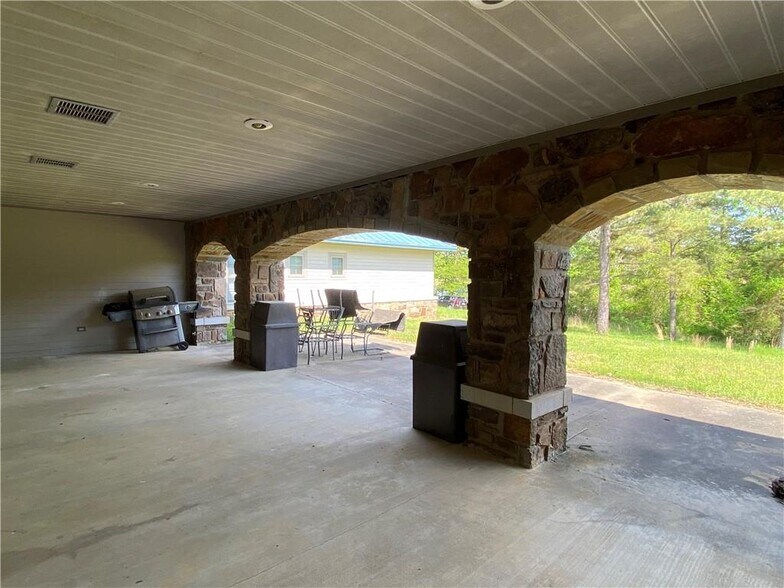 More Photos Of 8524 Youth Ranch Rd, Mulberry Lodge Meeting Hall For Sale