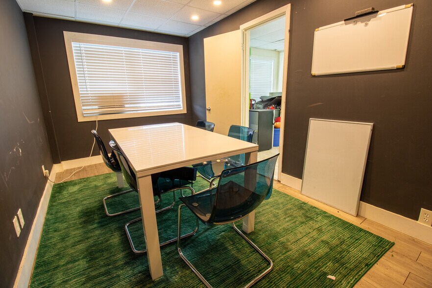 More Photos Of 3031-3035 NE 12th Ter, Oakland Park Warehouse For Sale