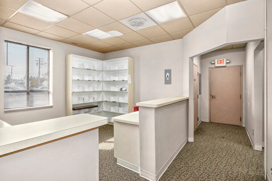 More Photos Of 5245 Schaefer Rd, Dearborn Medical For Sale