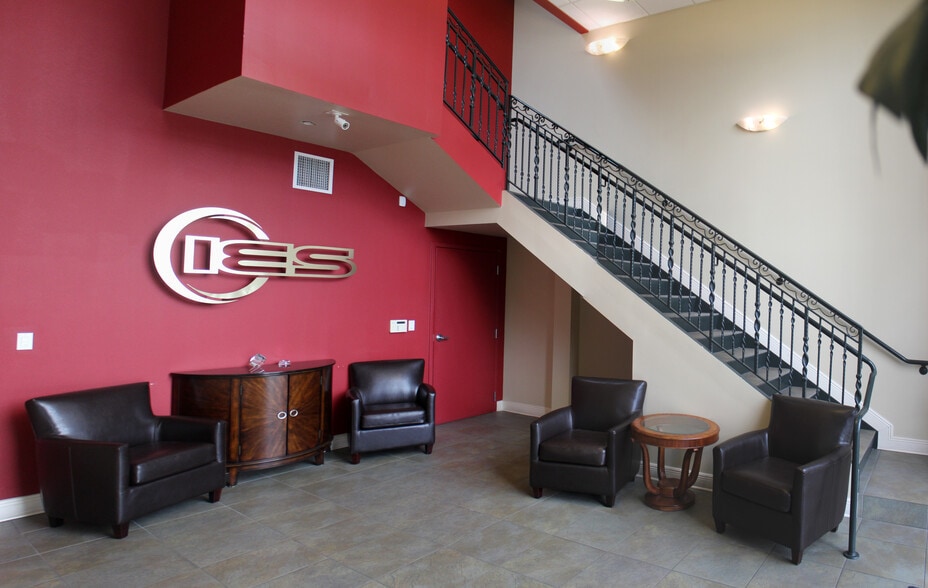 More Photos Of 1521 Dickory Ave, New Orleans Warehouse For Sale