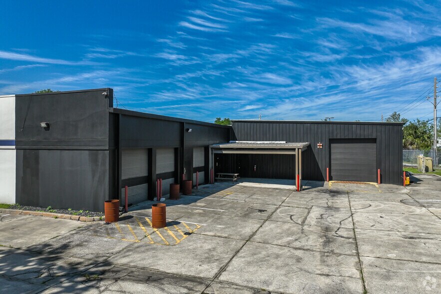 More Photos Of 4545 36th St, Orlando Light Distribution For Lease