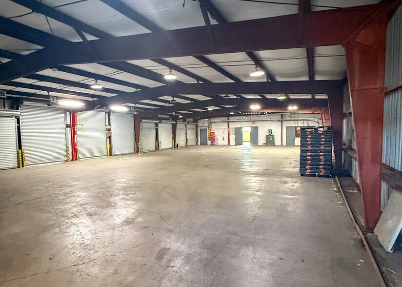 More Photos Of 1313 Putman Dr NW, Huntsville Warehouse For Lease