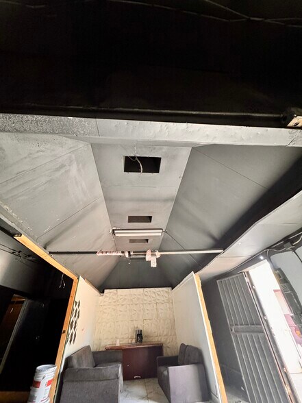 More Photos Of 1032 1st St, Pomona General Retail For Sale