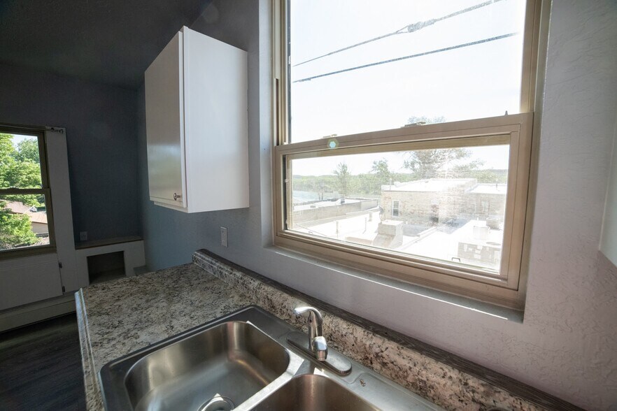 More Photos Of 809 15th St, Fort Benton Apartments For Sale