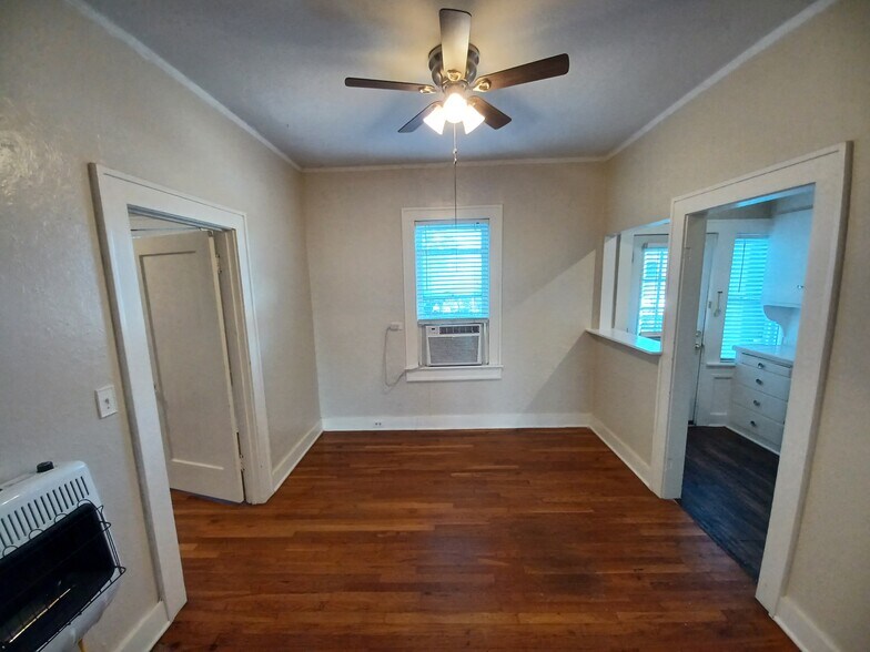 More Photos Of 127 W Magnolia Ave, San Antonio Apartments For Sale