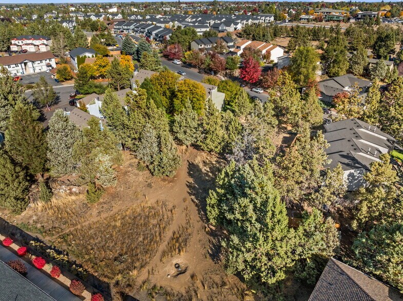 More Photos Of 2101 NE Holliday Ave, Bend Land For Sale