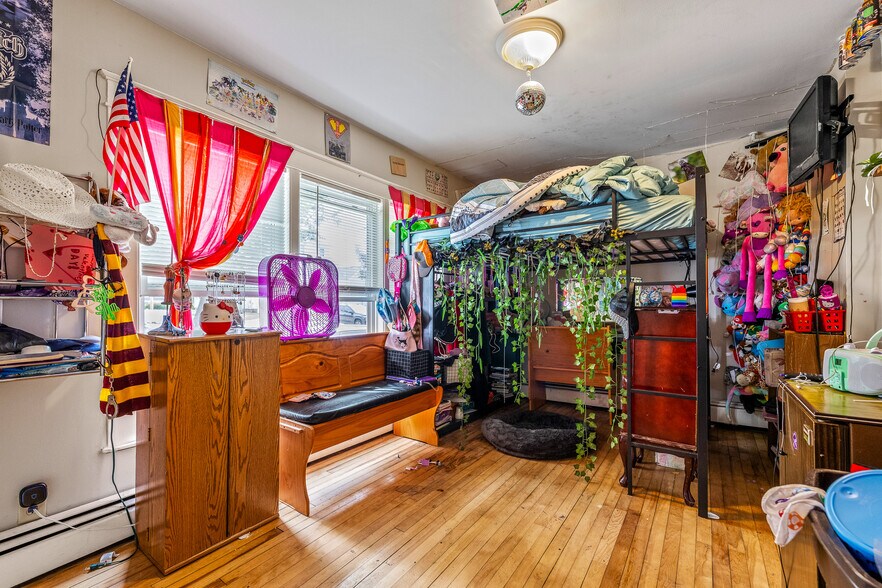 More Photos Of 7 Nason St, Sanford Apartments For Sale