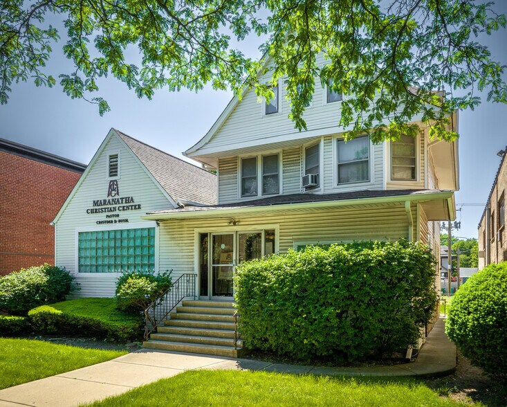 More Photos Of 316 N Austin Blvd, Oak Park Religious Facility For Sale