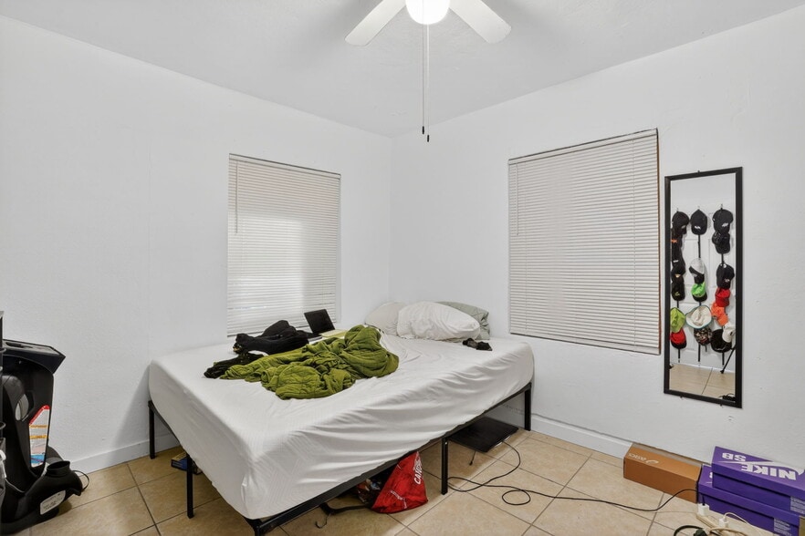 More Photos Of 5925 SW 64th St, South Miami Multifamily For Sale