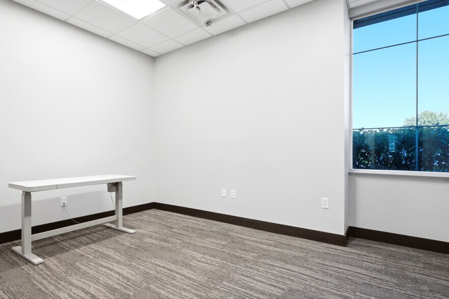 More Photos Of 11645 S 700 E, Draper Office For Lease
