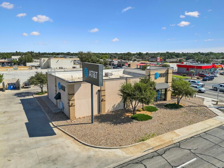 More Photos Of 3301 N Midkiff Rd, Midland General Retail For Sale