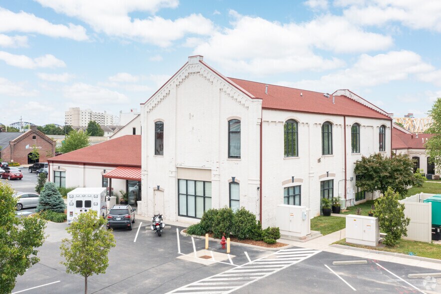 Primary Photo Of 350 Missouri Ave, Clarksville Office For Lease