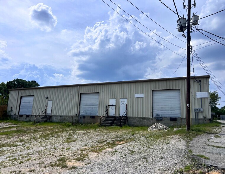 More Photos Of 7224 Middle St, Columbia Warehouse For Lease