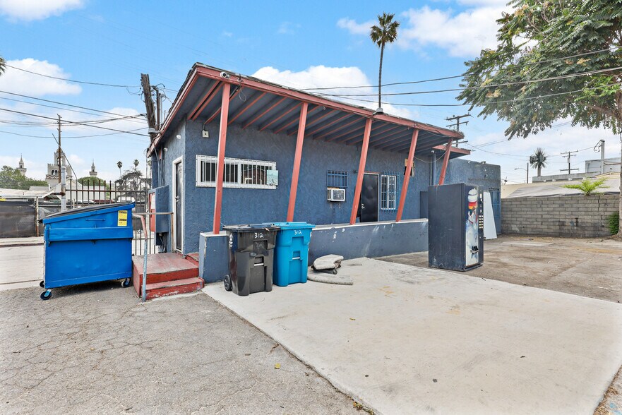 More Photos Of 310 N Long Beach Blvd, Compton Storefront Retail Office For Sale