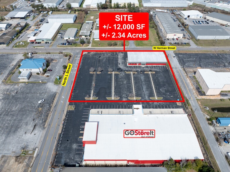 More Photos Of 3670 N L St, Pensacola Office For Sale