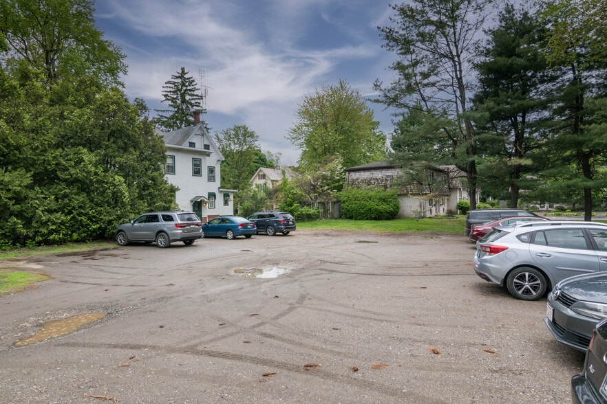 More Photos Of 81 Bridge St, Northampton Multifamily For Sale