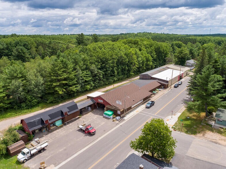 More Photos Of 7220 Bradley St, Lake Tomahawk Freestanding For Sale