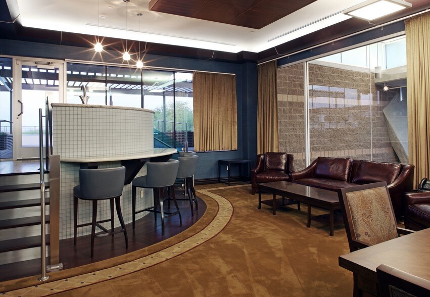 More Photos Of 8742 E Via de Commercio, Scottsdale Loft Creative Space For Lease