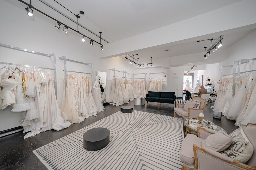 More Photos Of 3306-3310 Ponce De Leon Blvd, Coral Gables Storefront Retail Office For Sale