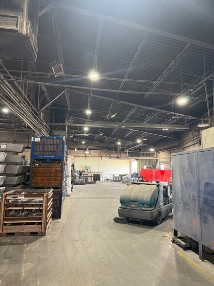 More Photos Of 1345 Henry St, Huntington Manufacturing For Sale