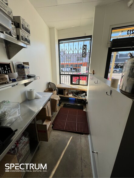 More Photos Of 2201-2213 W Sunset Blvd, Los Angeles Restaurant For Lease
