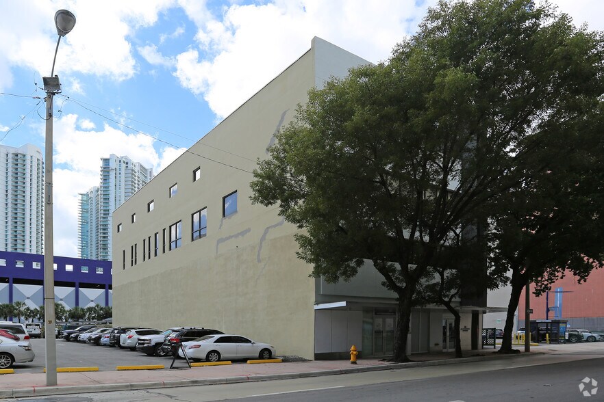 More Photos Of 46 SW 1st St, Miami Loft Creative Space For Lease