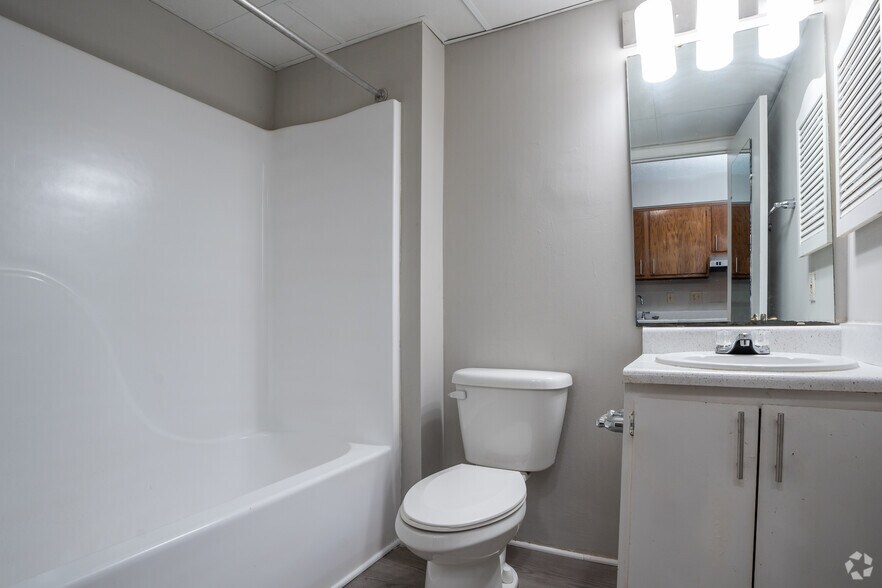 More Photos Of 4700 Westgrove St, Raleigh Apartments For Sale