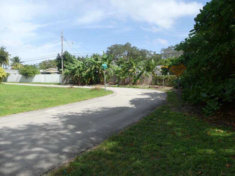 More Photos Of 4651 SW 26th Ter, Fort Lauderdale Land For Sale