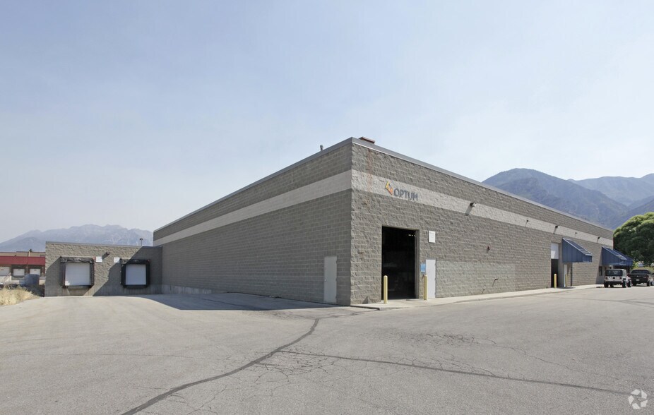 More Photos Of 1002-1020 S 250 E, Provo Warehouse For Lease