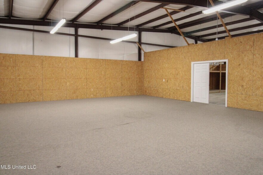 More Photos Of 76 E Frontage Rd, Lucedale Freestanding For Sale