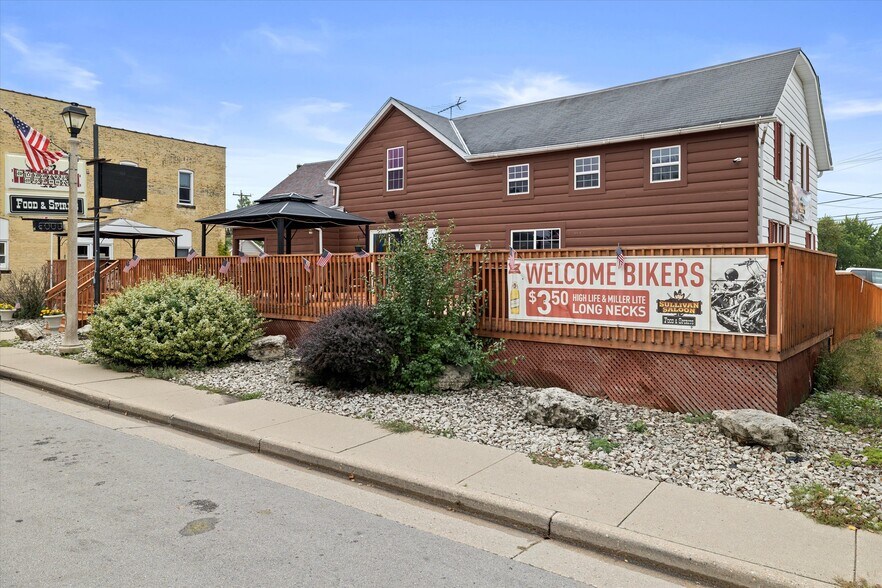 More Photos Of 165 Main St, Sullivan Restaurant For Sale