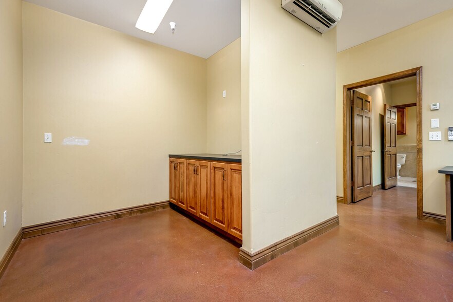 More Photos Of 12257-12295 Loma Rica Dr, Grass Valley Warehouse For Sale