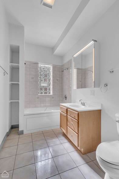 More Photos Of 4745 S Saint Lawrence Ave, Chicago Apartments For Sale