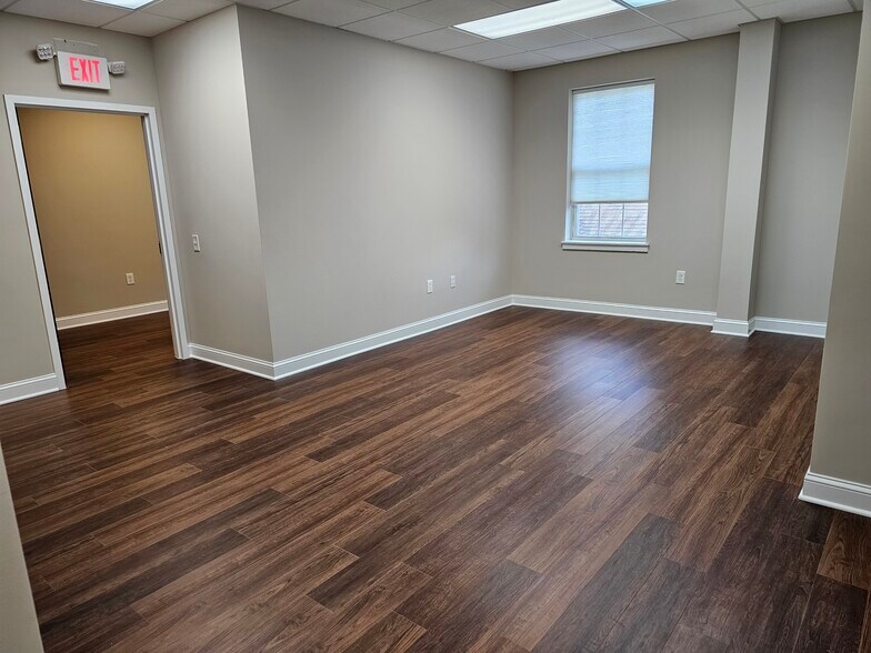 More Photos Of 1221 N Church St, Moorestown Medical For Sale