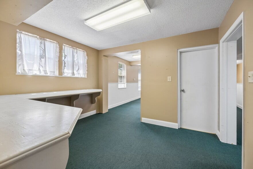 More Photos Of 270 Central Ave, Cleveland Storefront Retail Residential For Sale