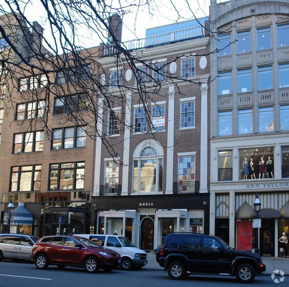 More Photos Of 14 Newbury St, Boston Storefront Retail Office For Lease