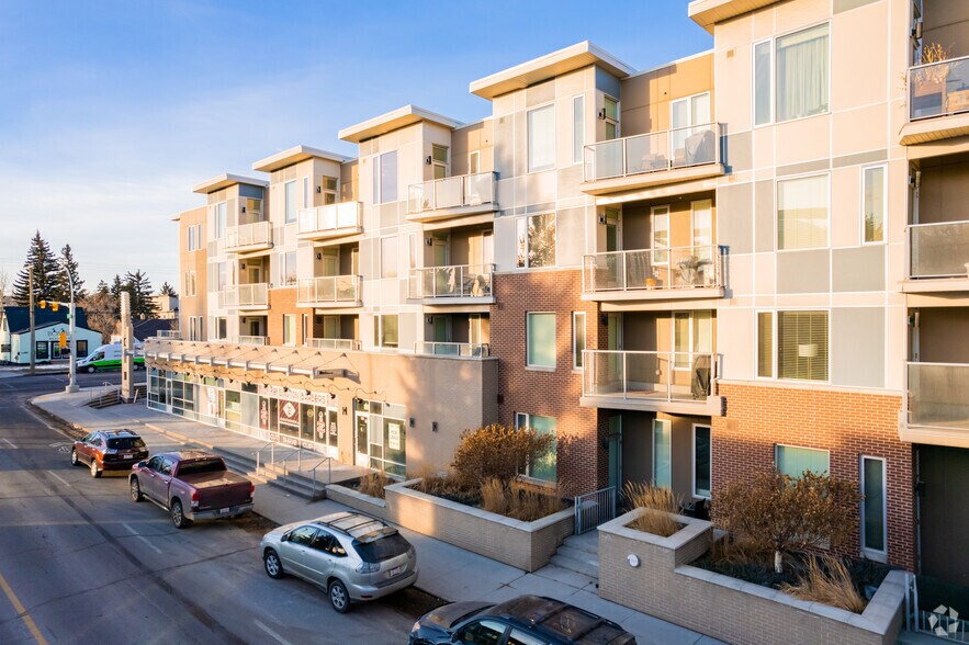 More Photos Of 2002 Kensington Rd NW, Calgary Apartments For Lease