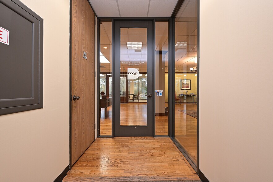 More Photos Of 5625 Cypress Creek Pky, Houston Office For Sale