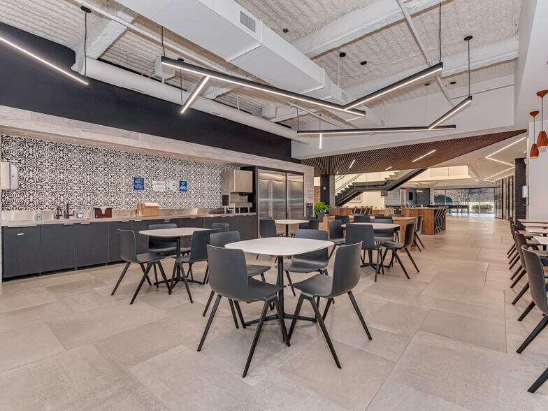 More Photos Of 7207 IBM Dr, Charlotte Office For Lease