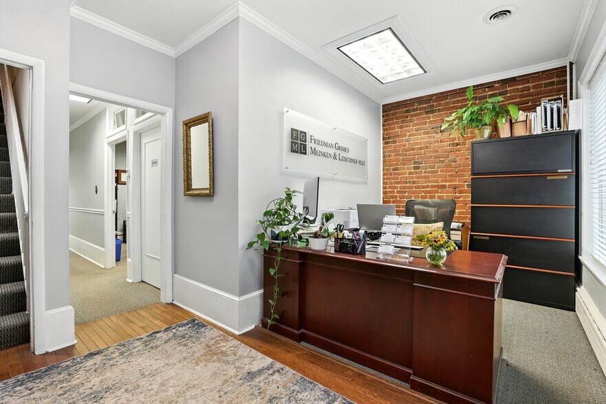More Photos Of 616 N Washington St, Alexandria Office For Lease