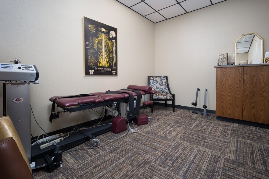 More Photos Of 4200 Carriage Way, Weatherford Medical For Sale