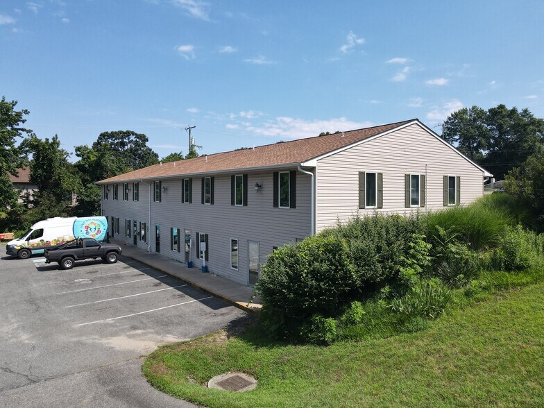 More Photos Of 10244-10258 Kings Hwy, King George Medical For Sale