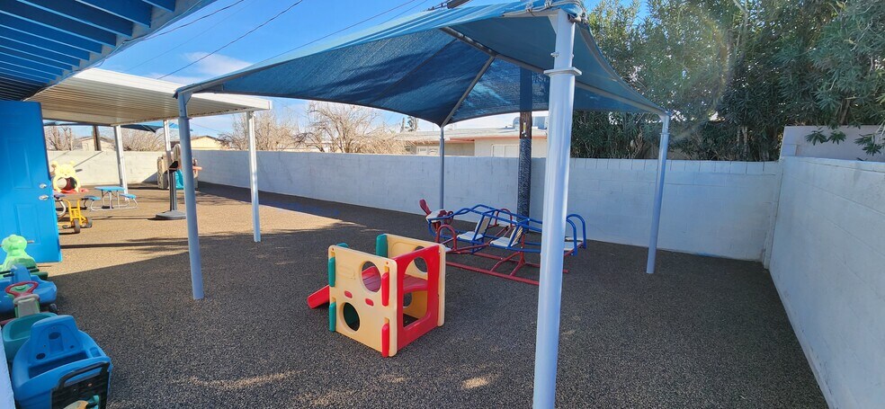 More Photos Of 3707 Vegas Dr, Las Vegas Daycare Center For Sale