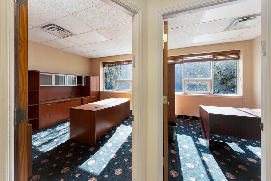 More Photos Of 99 S 3rd St, Brooklyn Apartments For Lease